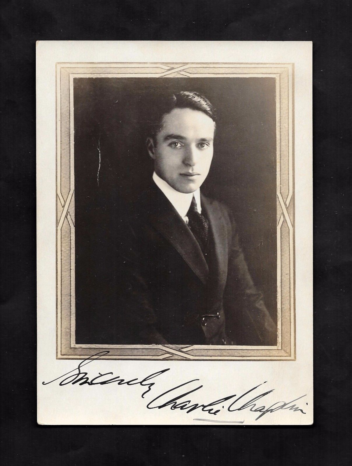 Charlie Chaplin : photos autographiées et films de l